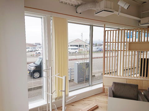 ”ウインドウフィルム施工前2”