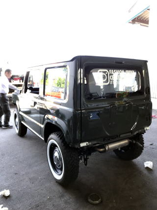 ”ジムニー　カーラッピング施工写真4”