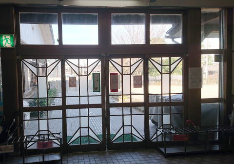 ”ウインドウフィルム施工前1”