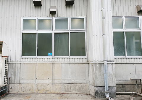 ”ウインドウフィルム施工前1”